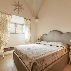  Apartment Palazzo Altieri Elegant