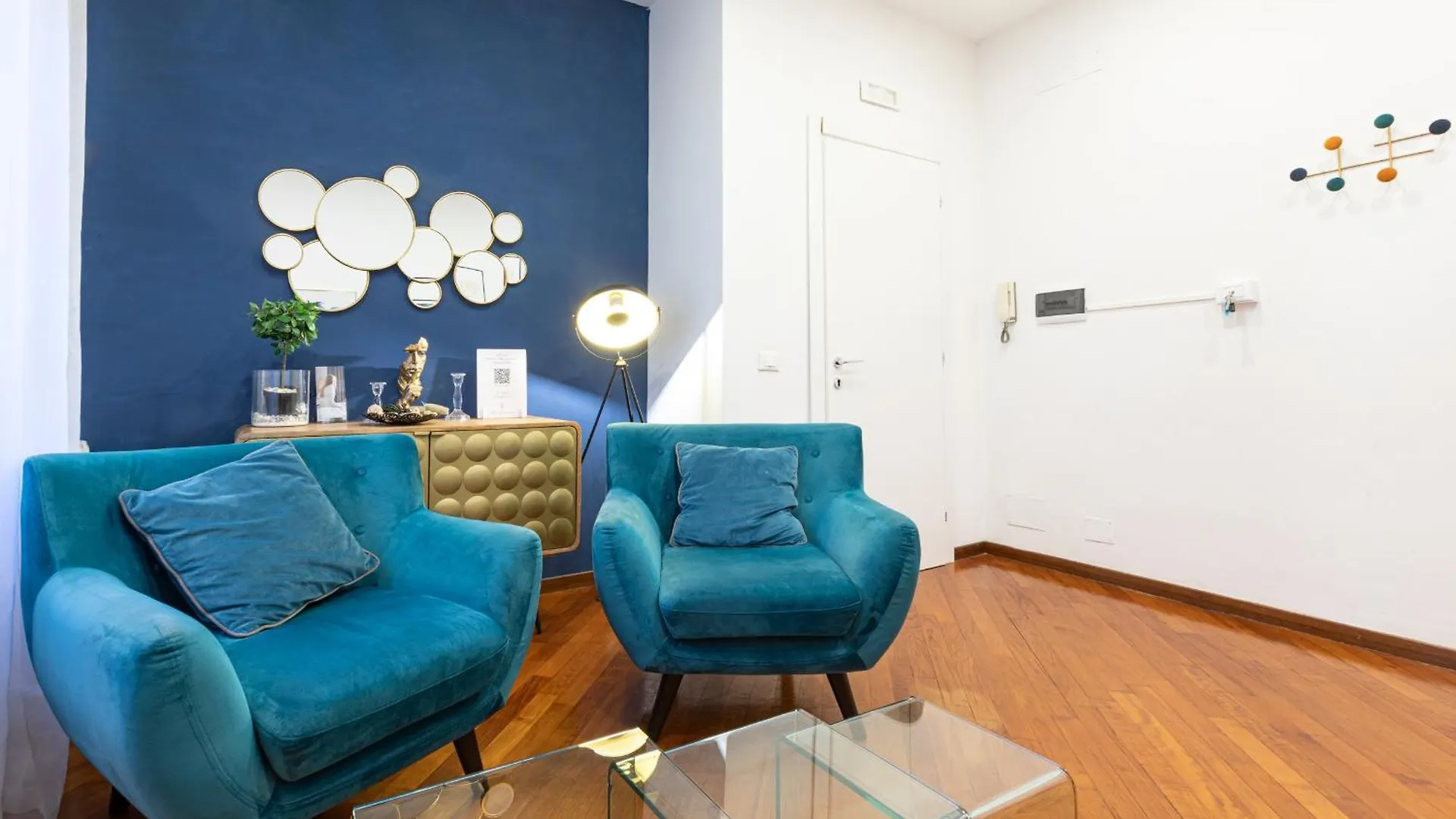 Amazing Art Deco Apartment Pantheon - Topcollection contacts