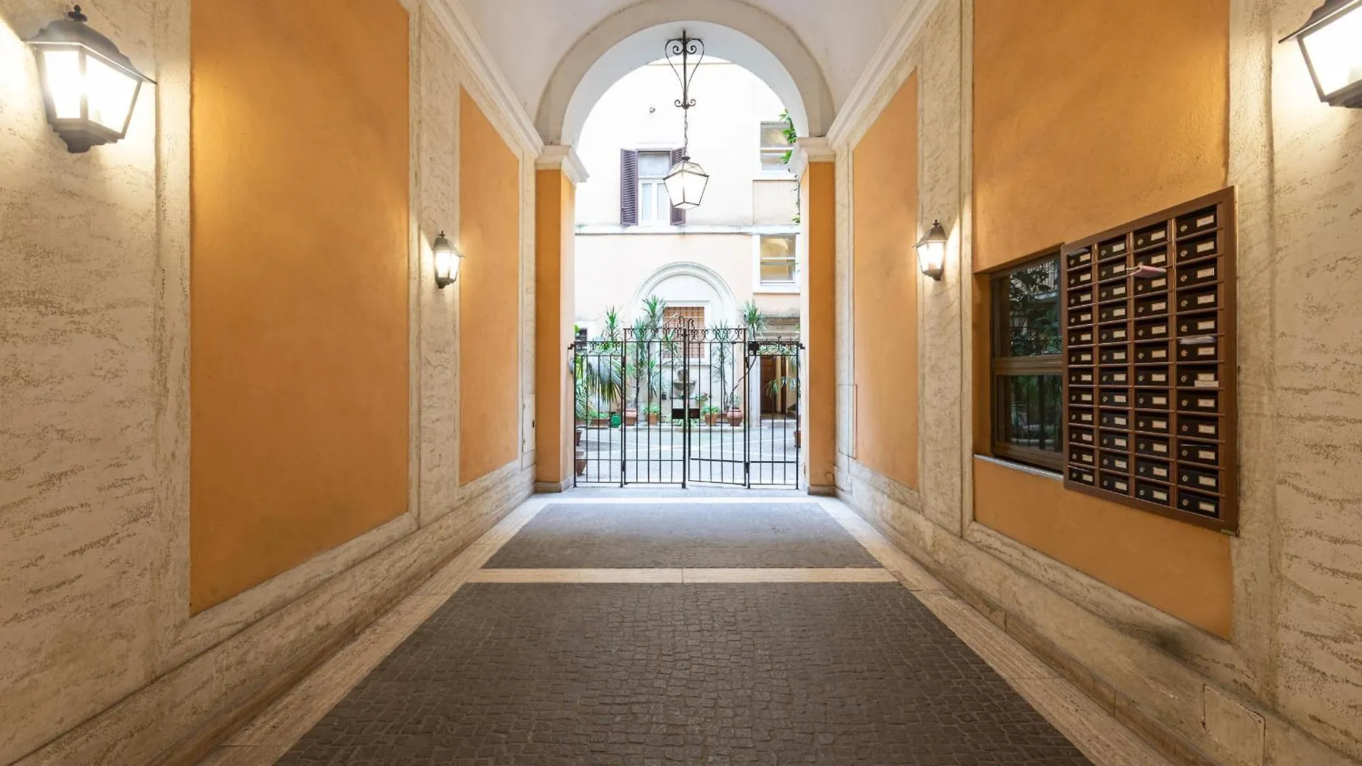 Amazing Art Deco Apartment Pantheon - Topcollection Rome